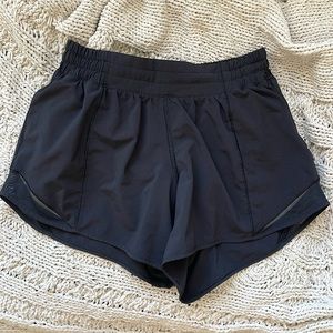 Lululemon hotty hot shorts
